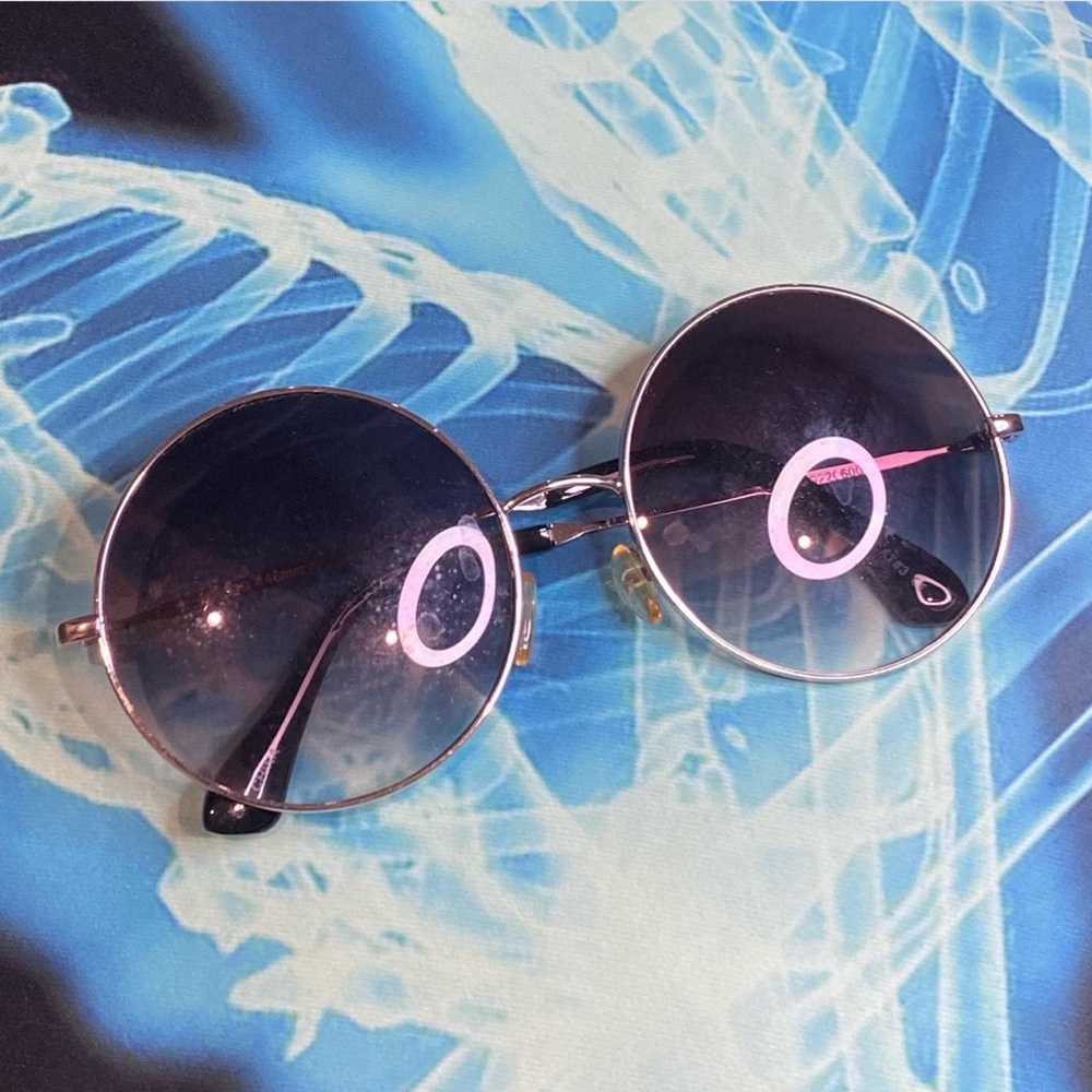Urban Outfitters Black Round Sunglasses